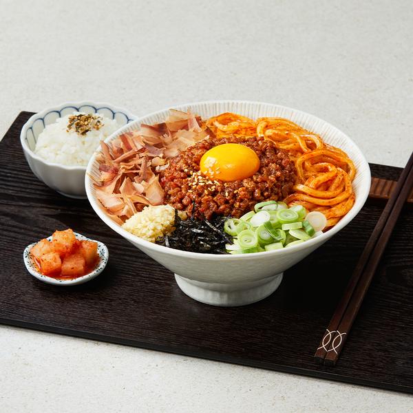 차갑게 비벼먹는 마제우동