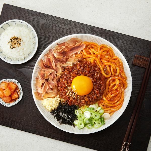 차갑게 비벼먹는 마제우동