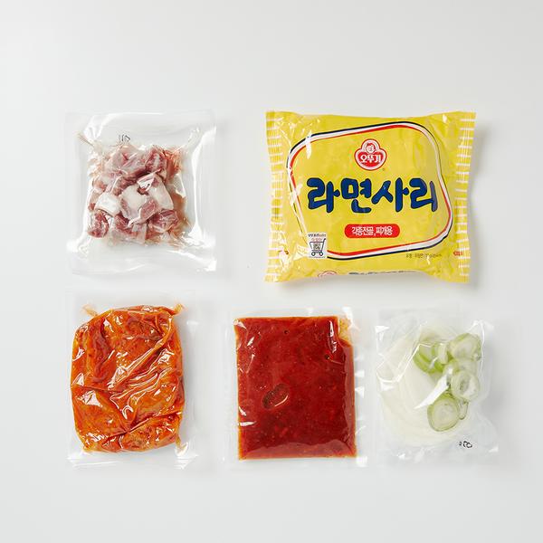 [요리왕비룡] 돼지고기 김치찌개